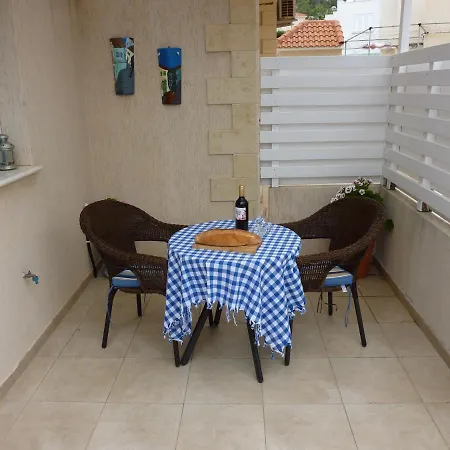 Katia Apartament *